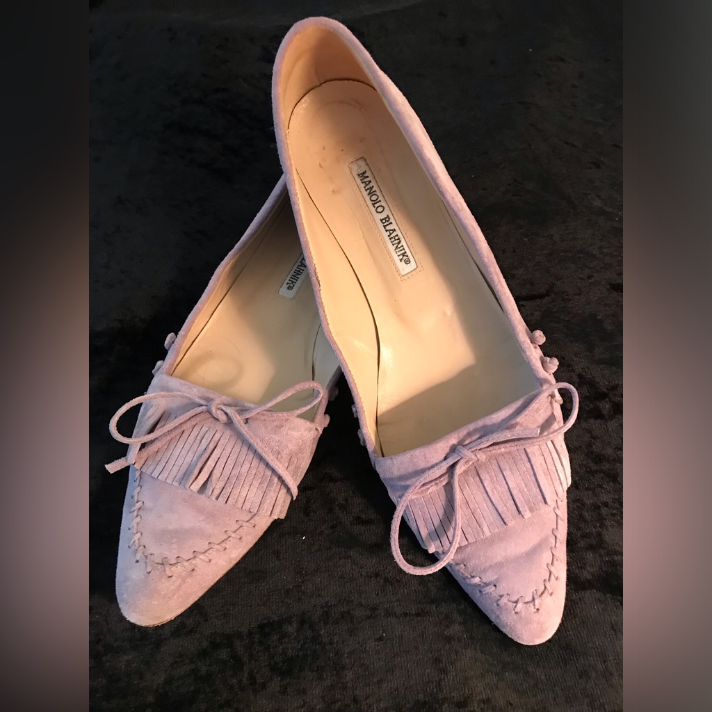 Manolo Blahnik Lilac Suede Pointed-Toe Loafers